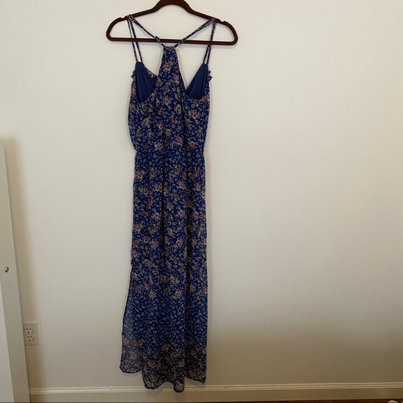 Dress - Picture 2 of 7